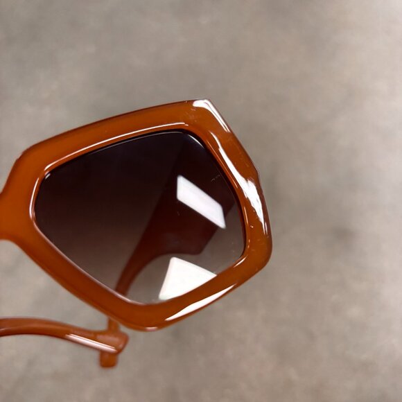 Free People Bel Air Oversized Square Sunglasses - Picture 4 of 4